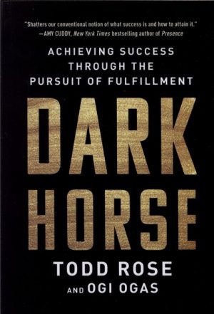 کتاب Dark Horse | انتشارات آی آی کتاب